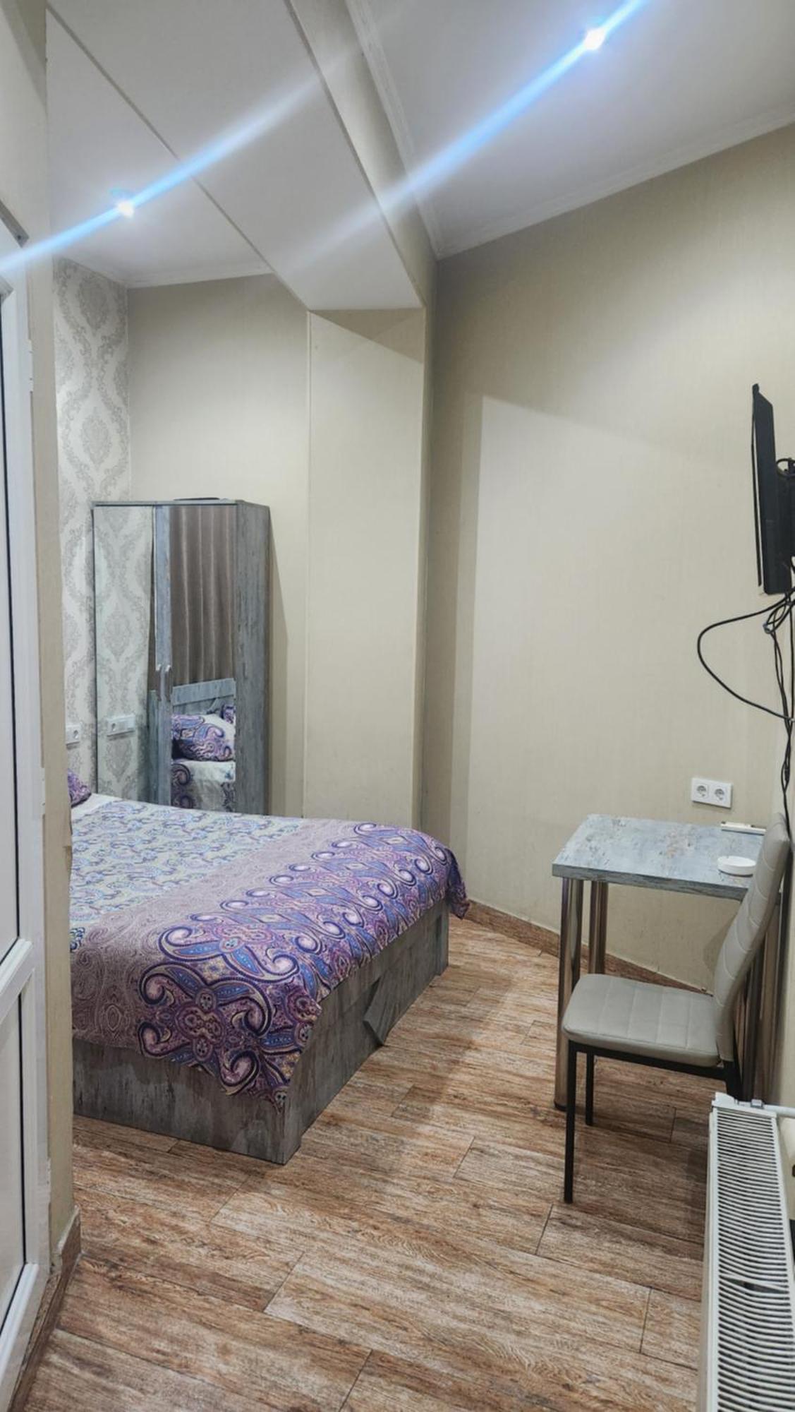Hotel ,,Mega" Tbilisi Buitenkant foto