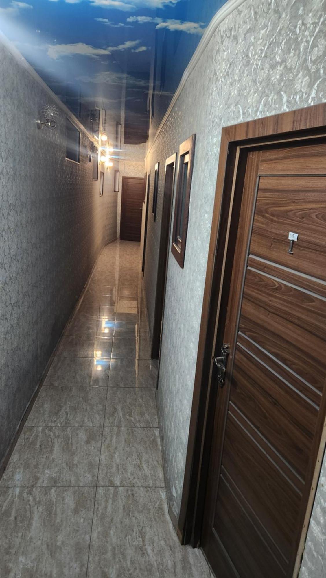 Hotel ,,Mega" Tbilisi Buitenkant foto